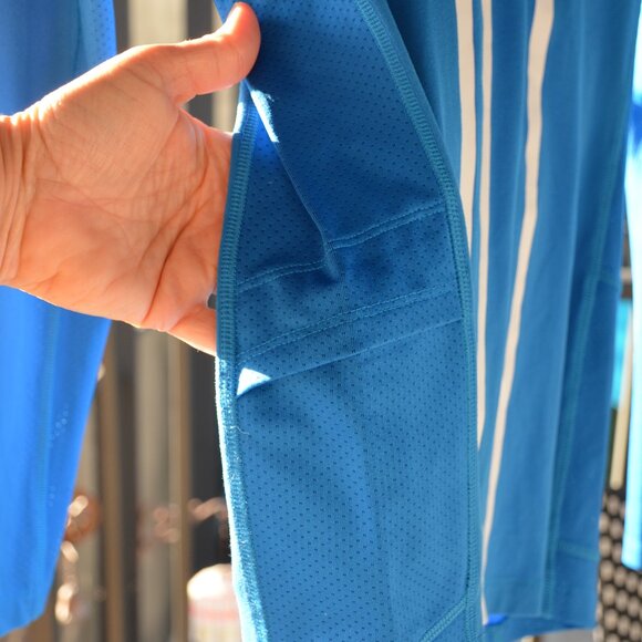 Tory Burch Sport Performance cooling preference graphic T long sleeve top Size S - Picture 5 of 6